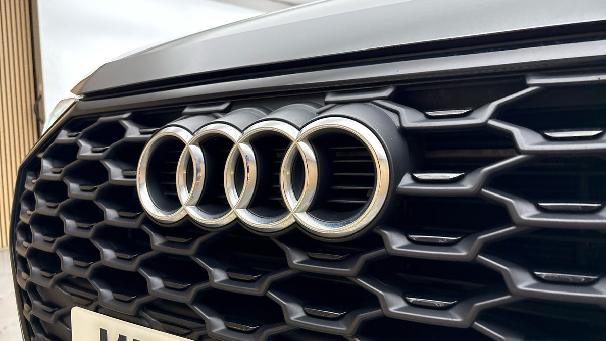 Audi Q3 Image 46