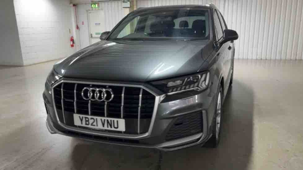 More views of Audi Q7