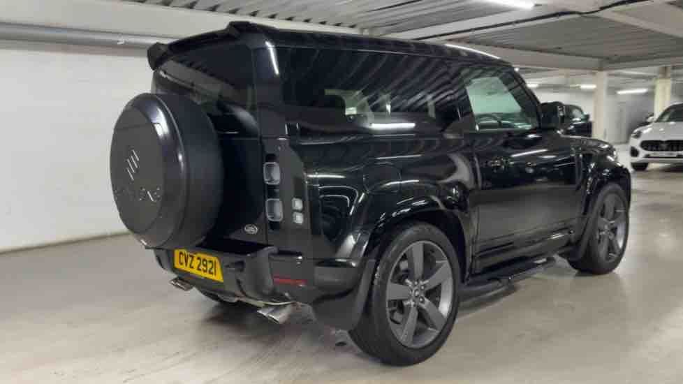 More views of Land Rover Defender 90