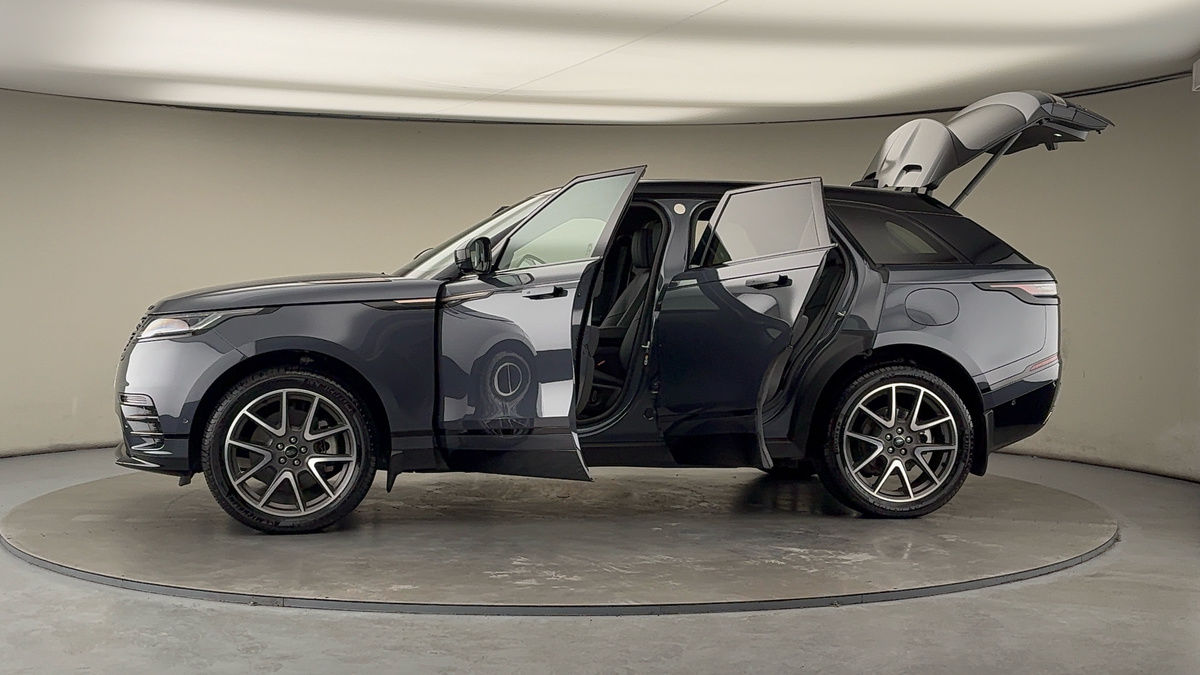 More views of Land Rover Range Rover Velar