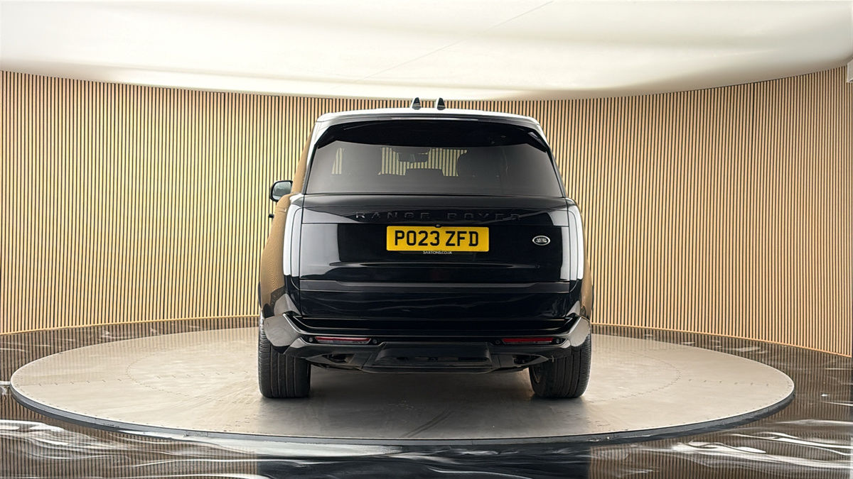More views of Land Rover Range Rover