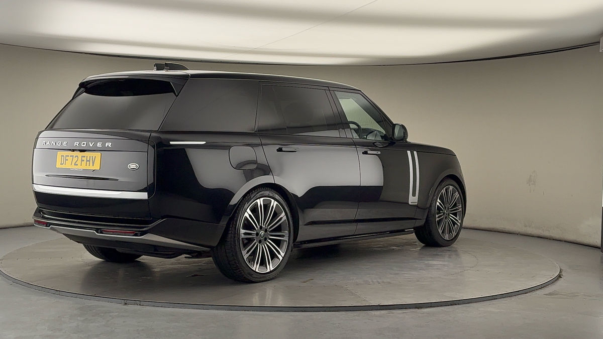 More views of Land Rover Range Rover