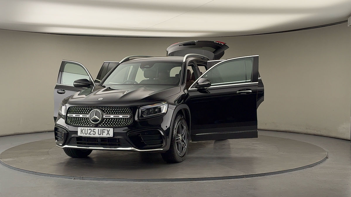 More views of Mercedes-Benz GLB