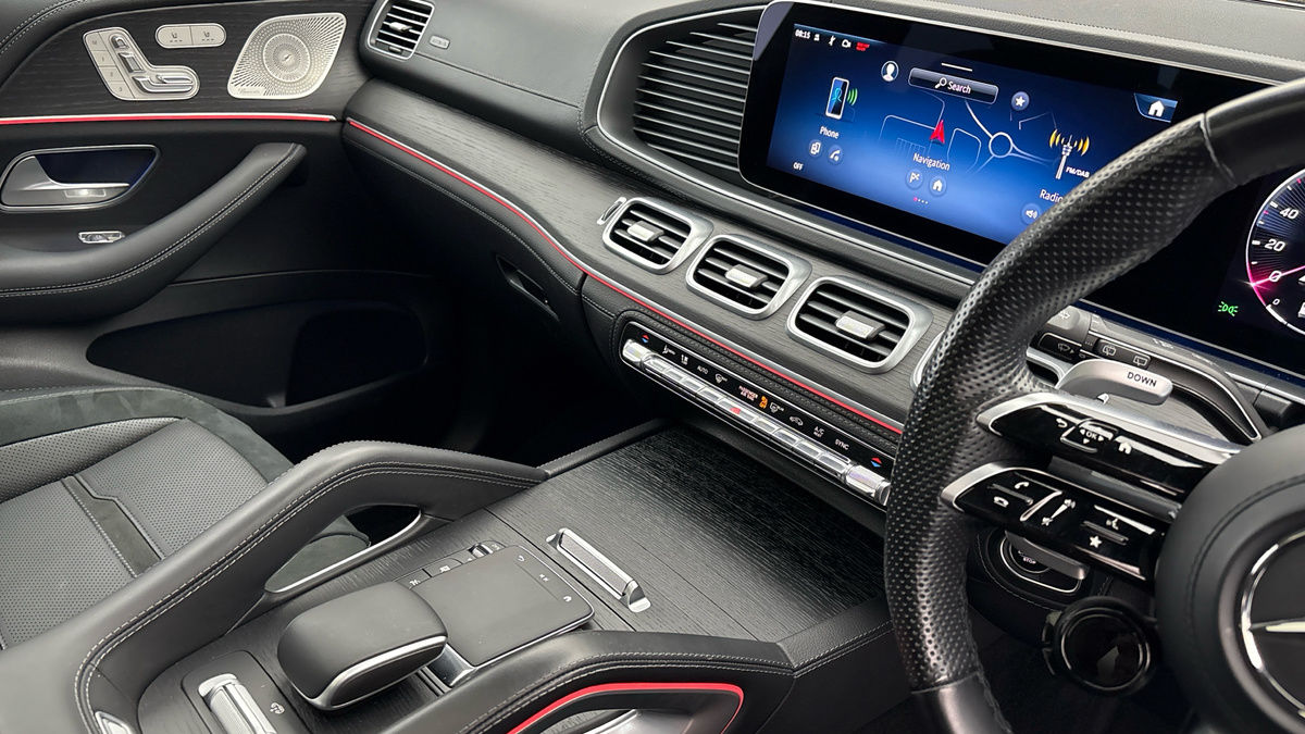 Mercedes-Benz GLE Image 18