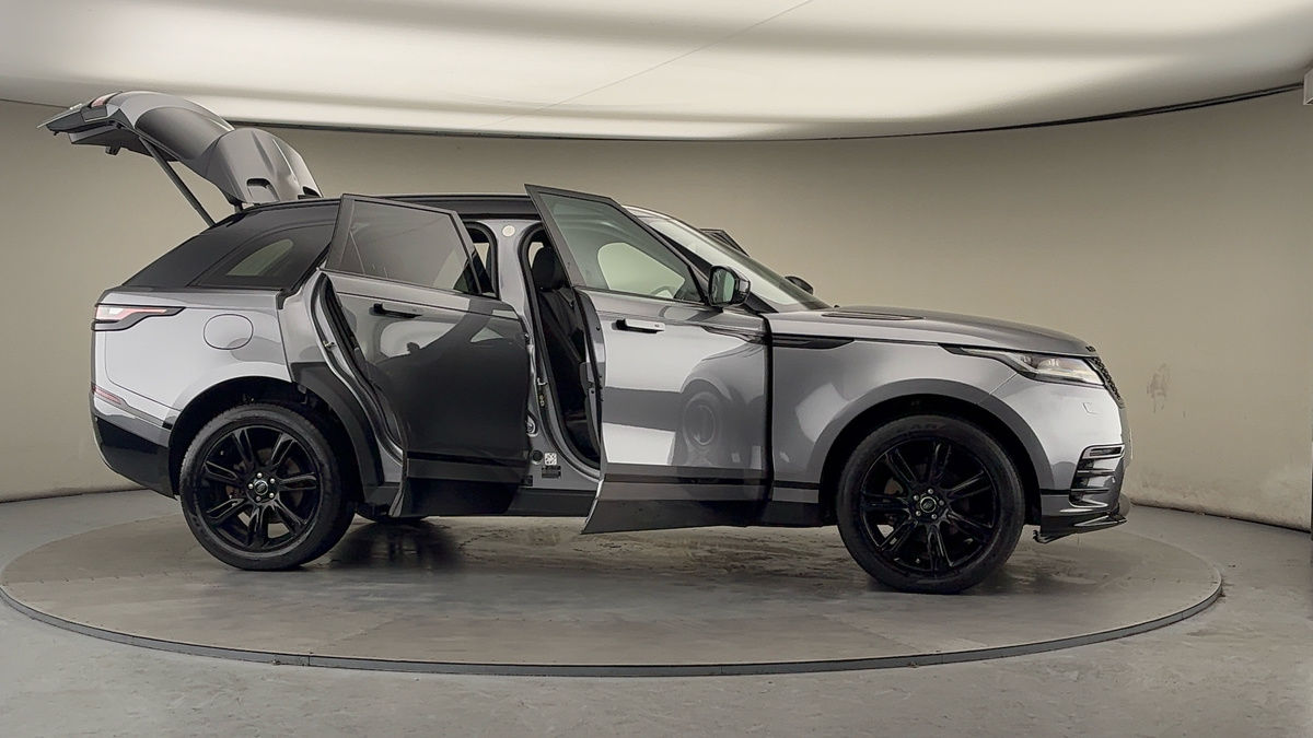 More views of Land Rover Range Rover Velar