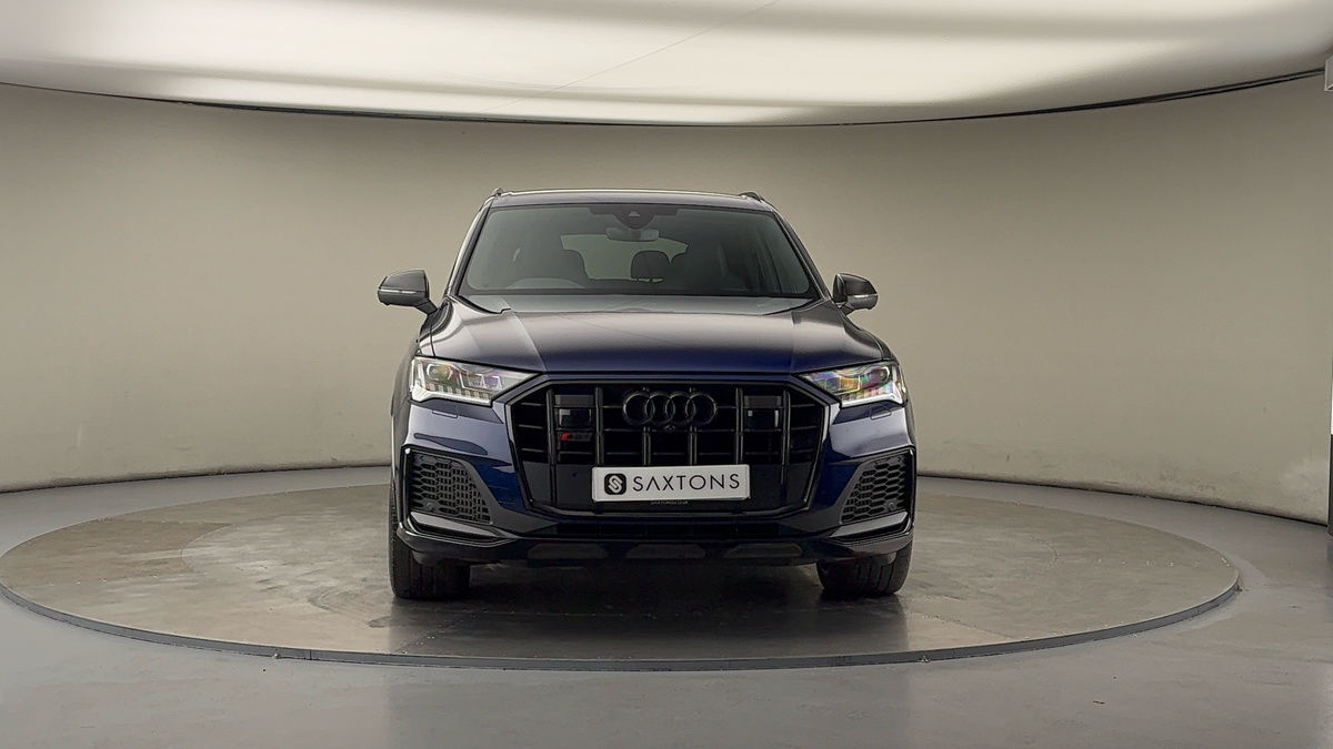 More views of Audi SQ7