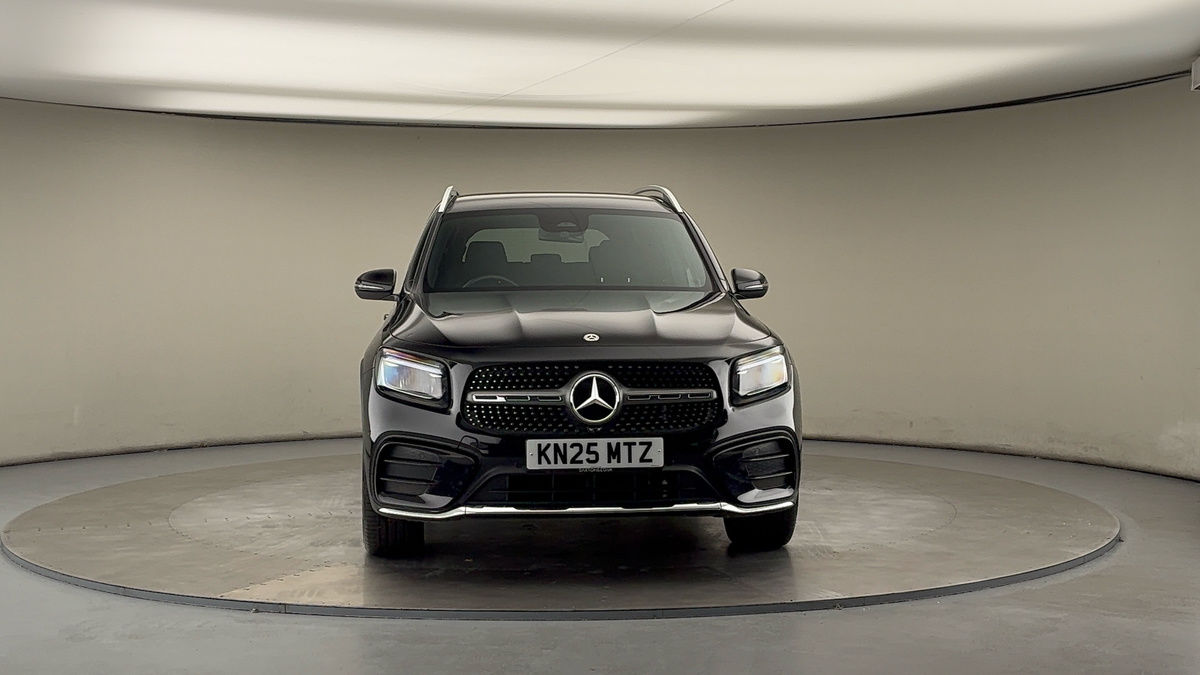 More views of Mercedes-Benz GLB