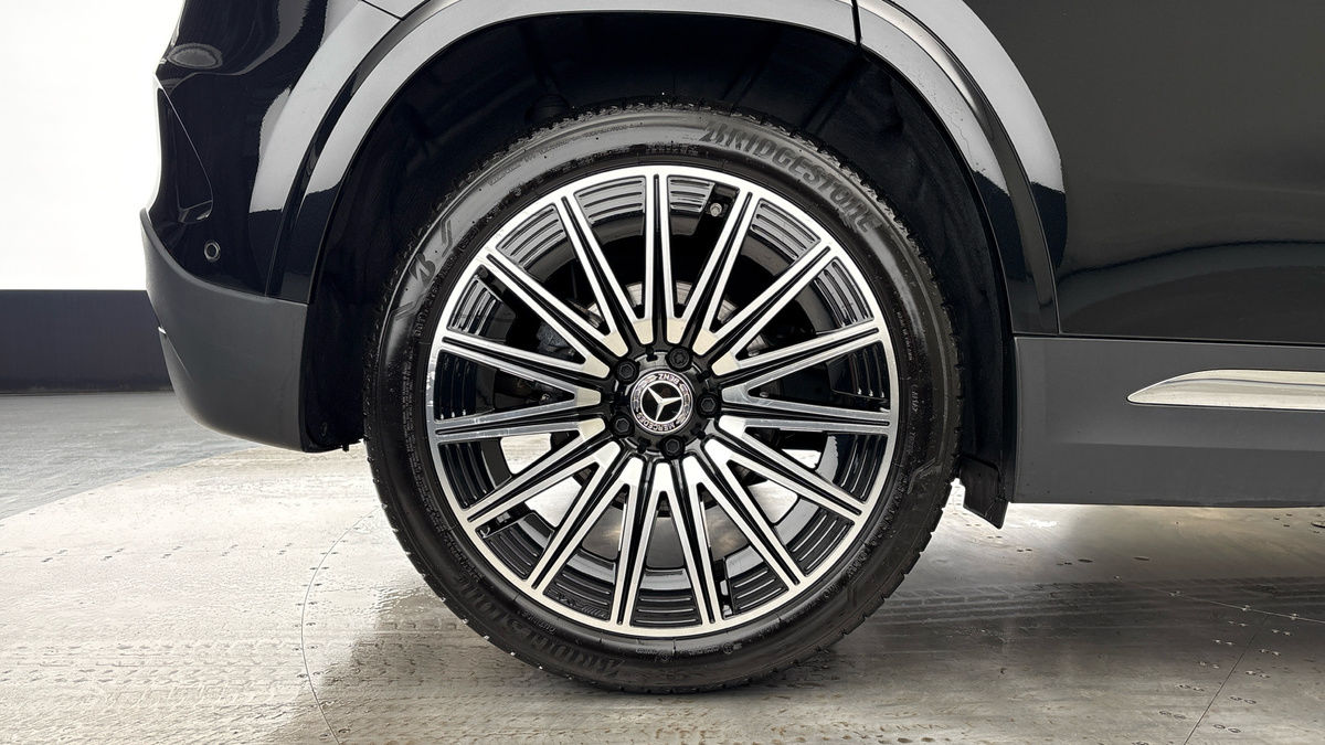 Mercedes-Benz GLA Image 10