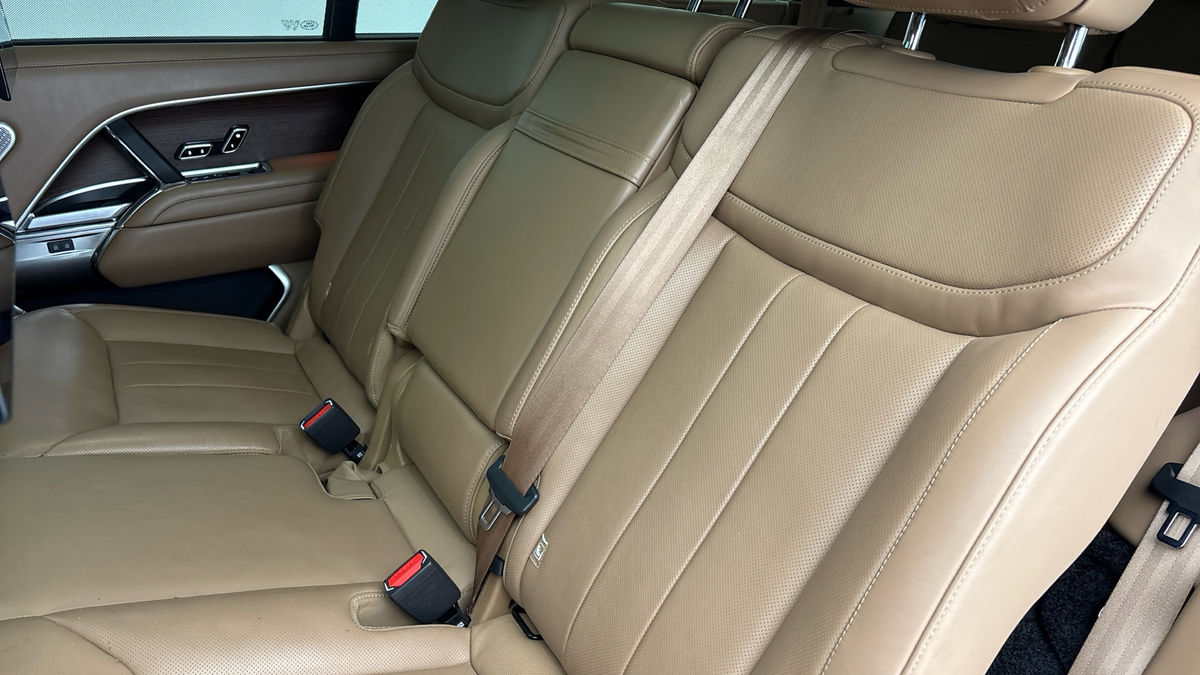 Land Rover Range Rover Image 8