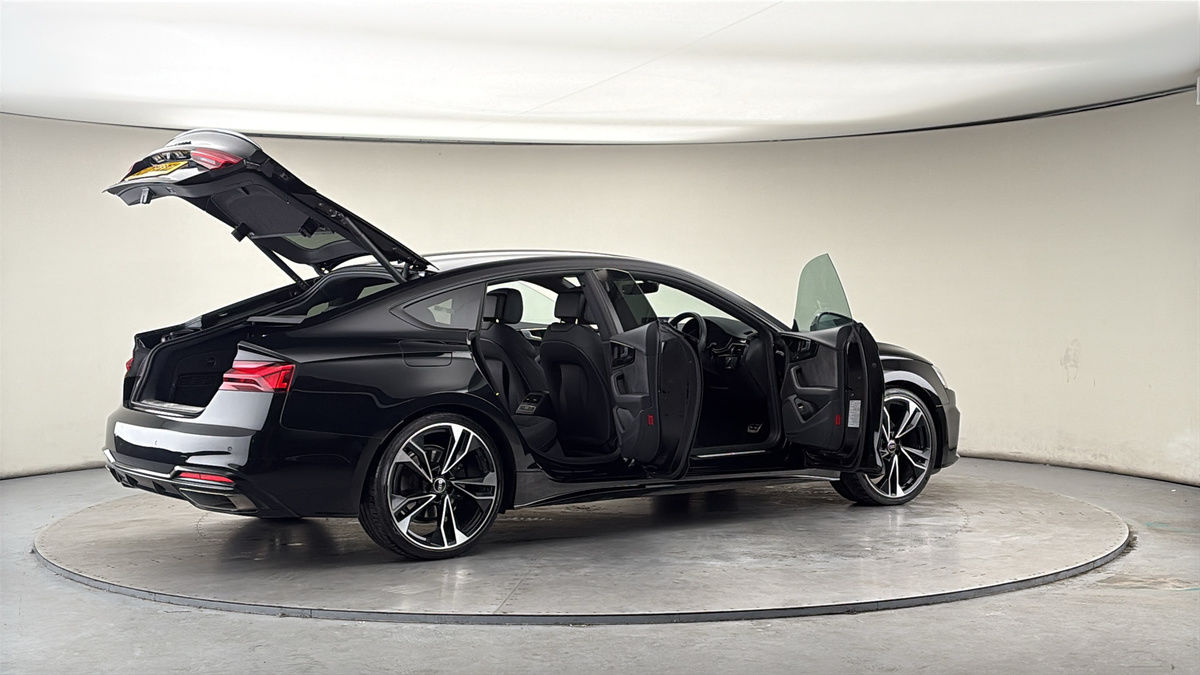 More views of Audi A5