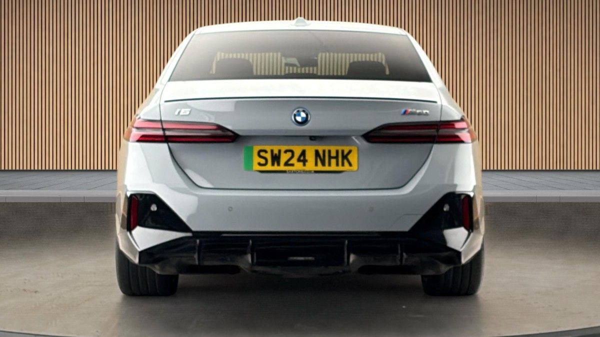 BMW i5 Image 4