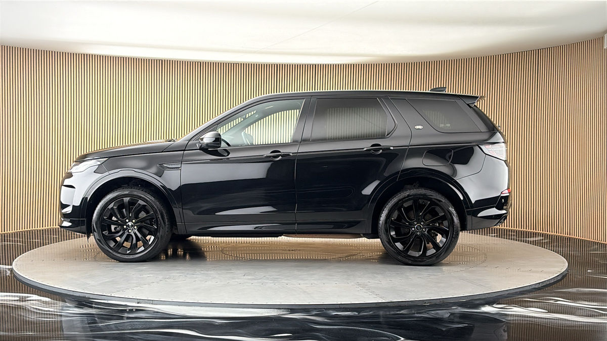 More views of Land Rover Discovery Sport