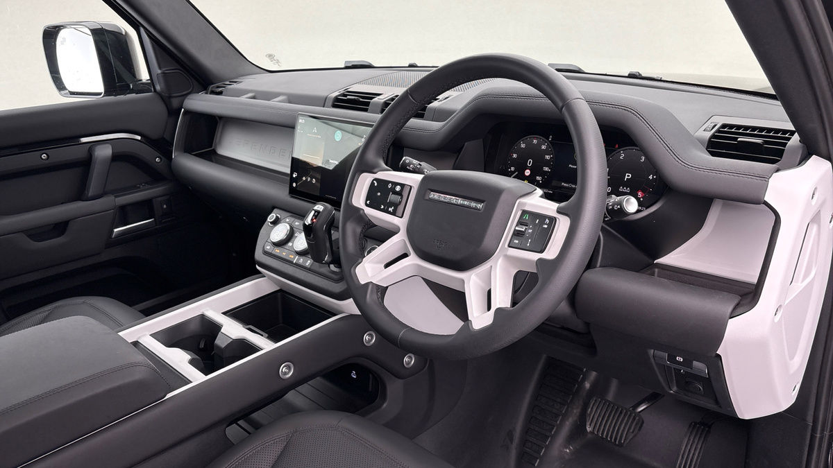 Land Rover Defender 110 Urban Image 5