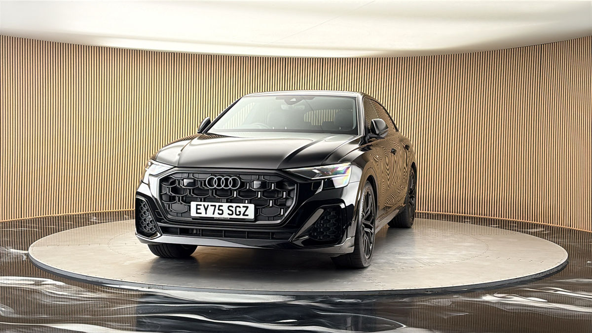 More views of Audi Q8