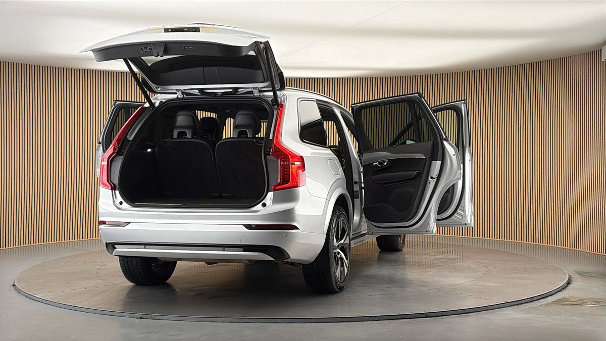 More views of Volvo XC90