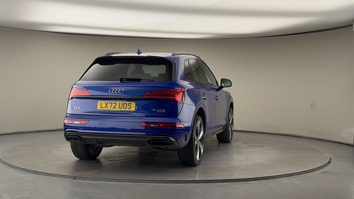 More views of Audi Q5