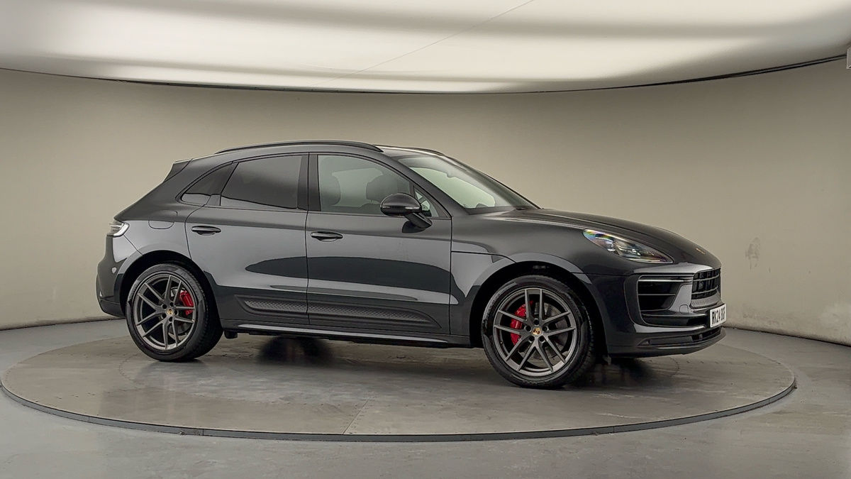 More views of Porsche Macan
