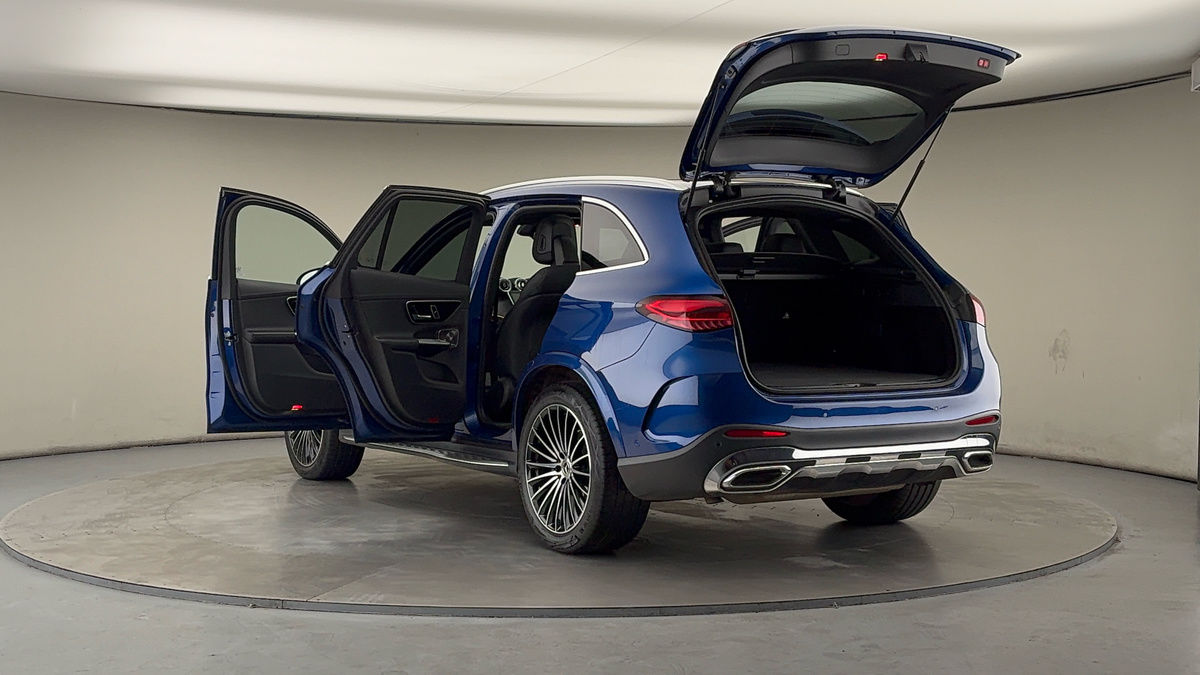 Mercedes-Benz GLC Image 23