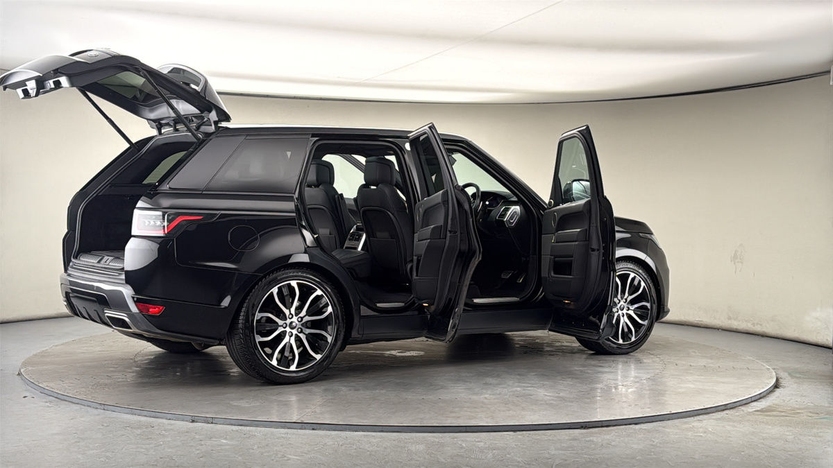 More views of Land Rover Range Rover Sport