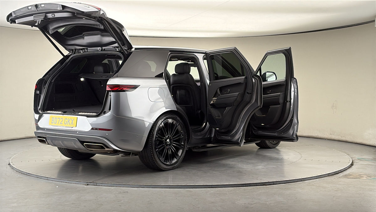 More views of Land Rover Range Rover Sport