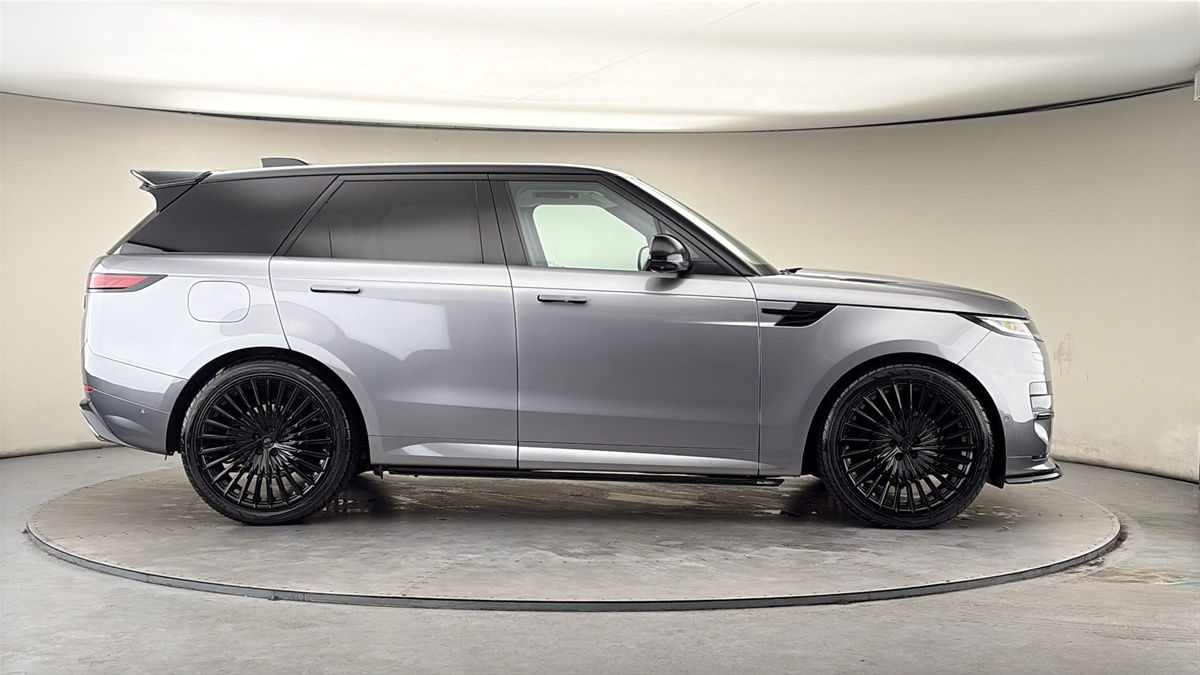 Land Rover Range Rover Sport Urban Image 16