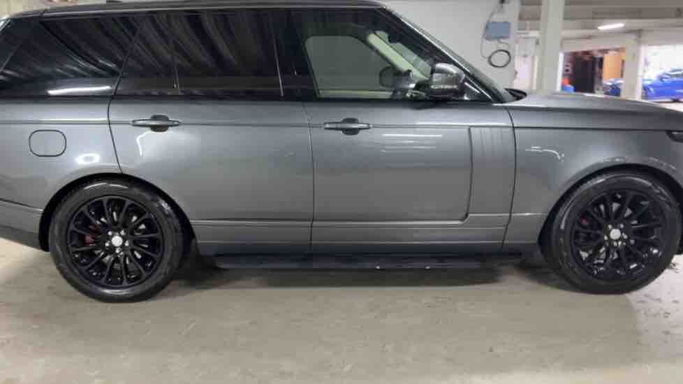 More views of Land Rover Range Rover