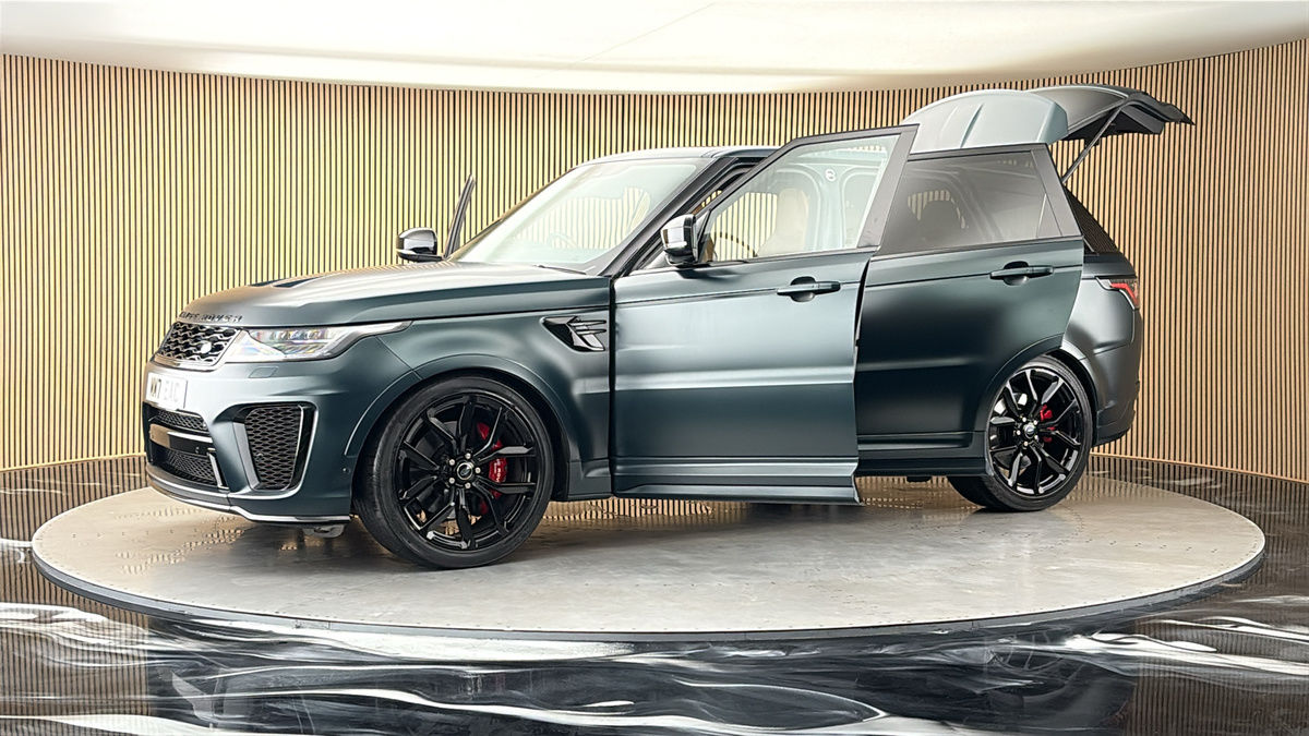 More views of Land Rover Range Rover Sport