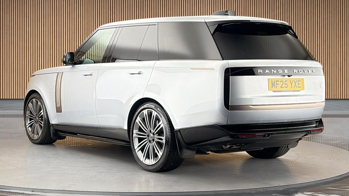 Land Rover Range Rover Image 2