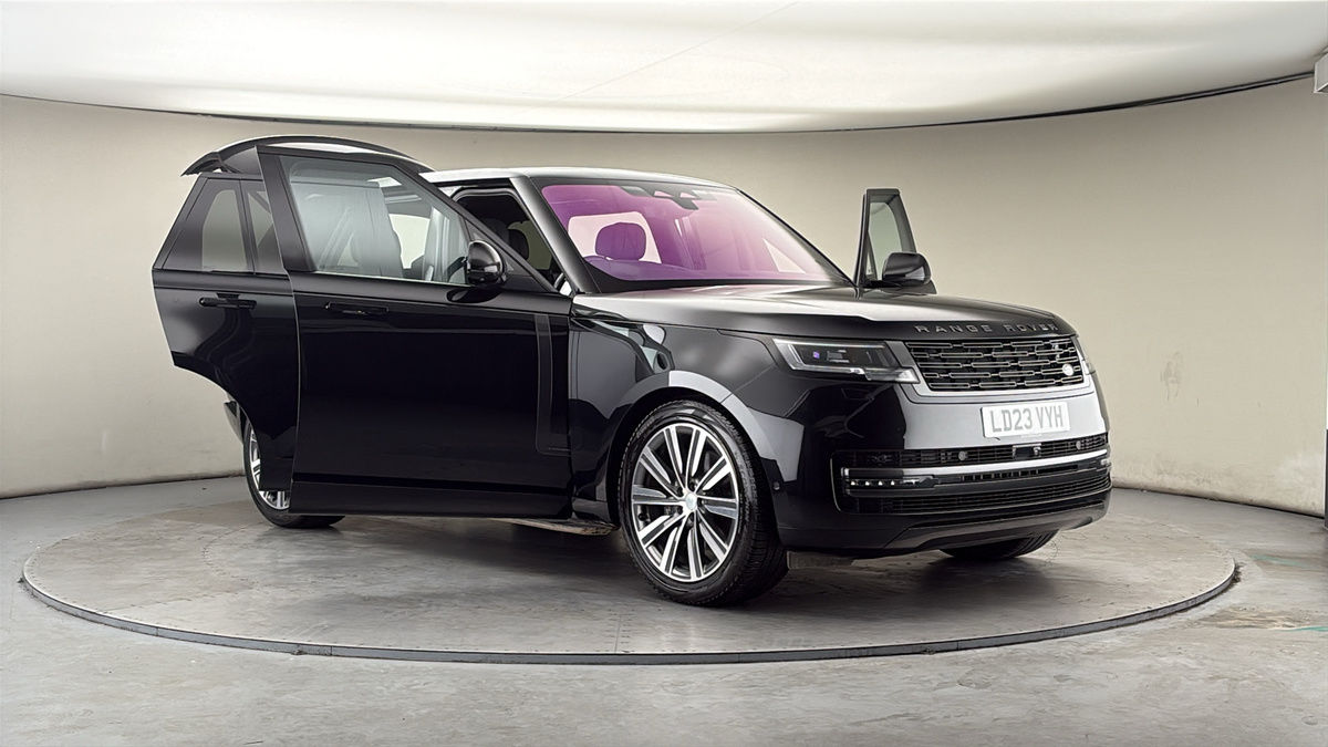 More views of Land Rover Range Rover