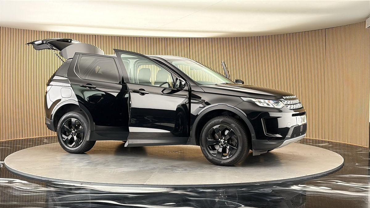 More views of Land Rover Discovery Sport