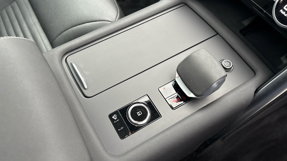 Land Rover Discovery Image 18