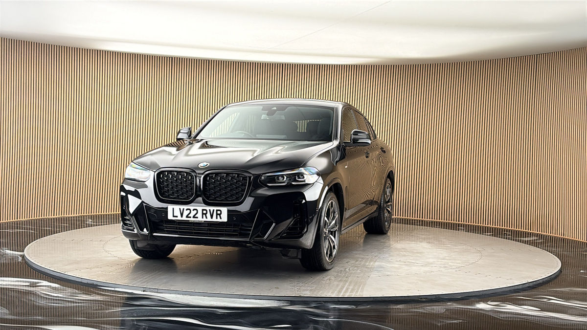 More views of BMW X4