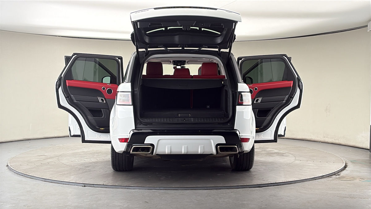 More views of Land Rover Range Rover Sport