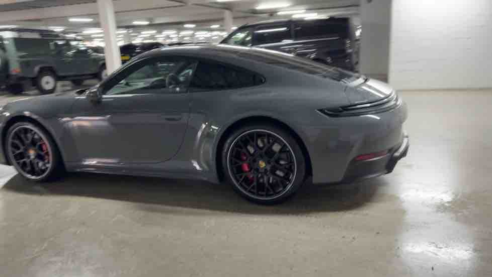 More views of Porsche 911