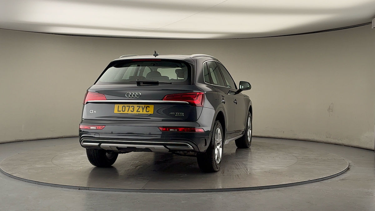 More views of Audi Q5