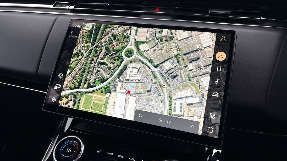 Land Rover Range Rover Sport Image 17