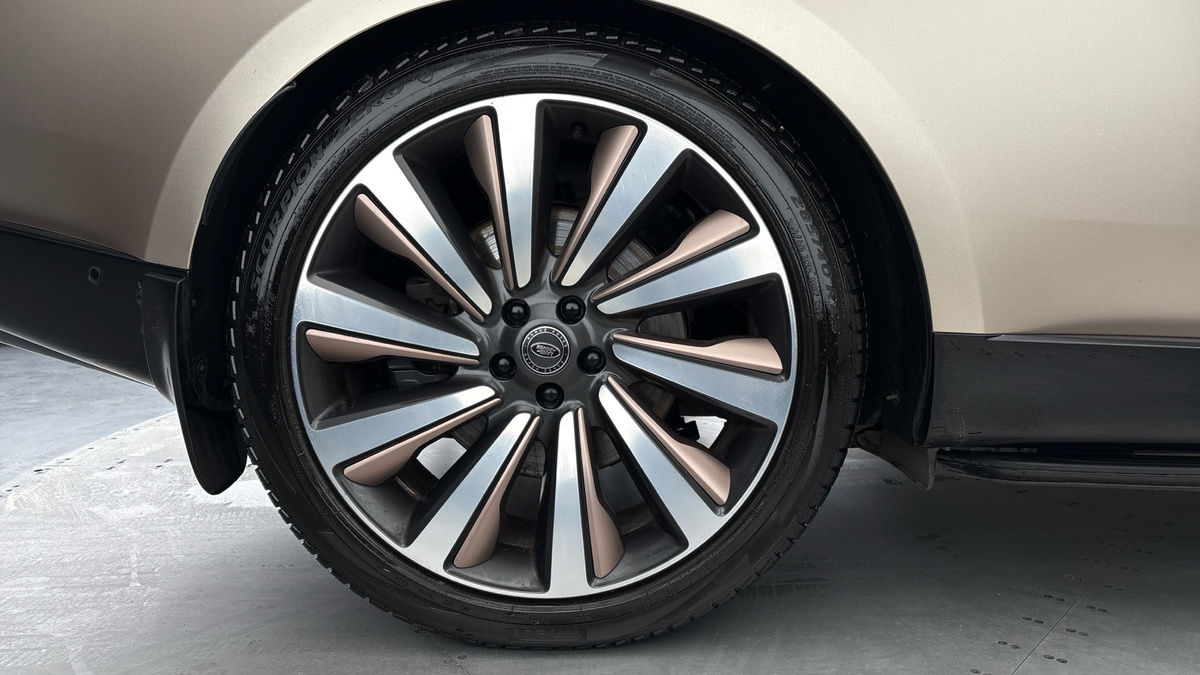 Land Rover Range Rover Image 10