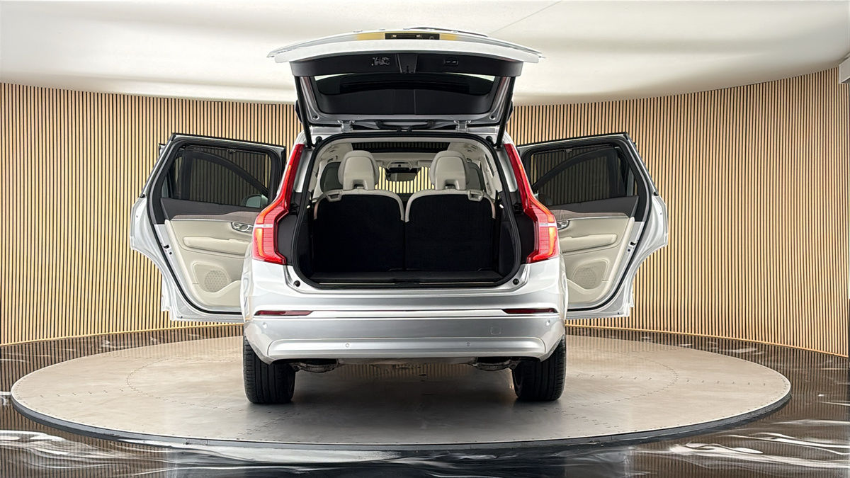 More views of Volvo XC90