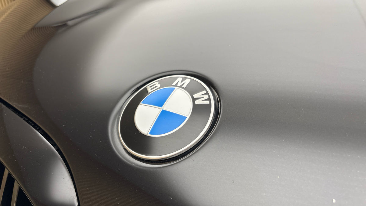 More views of BMW X4 M