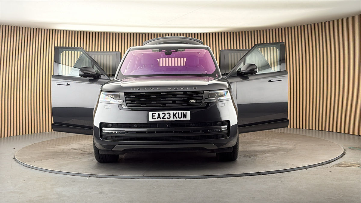 More views of Land Rover Range Rover
