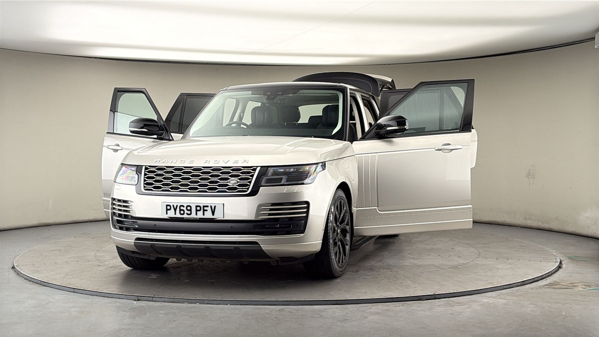More views of Land Rover Range Rover