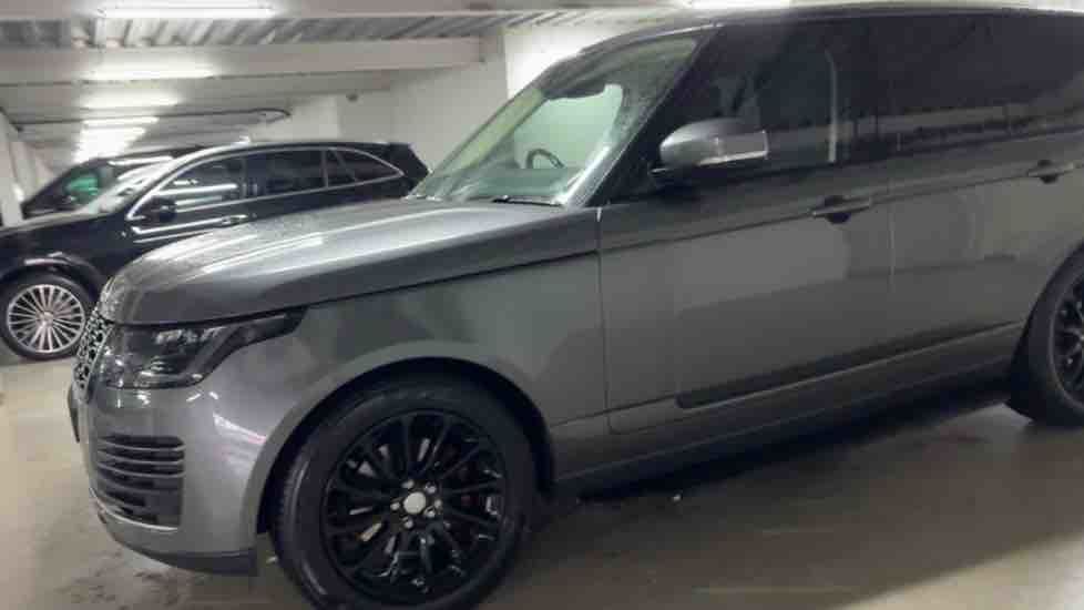 More views of Land Rover Range Rover