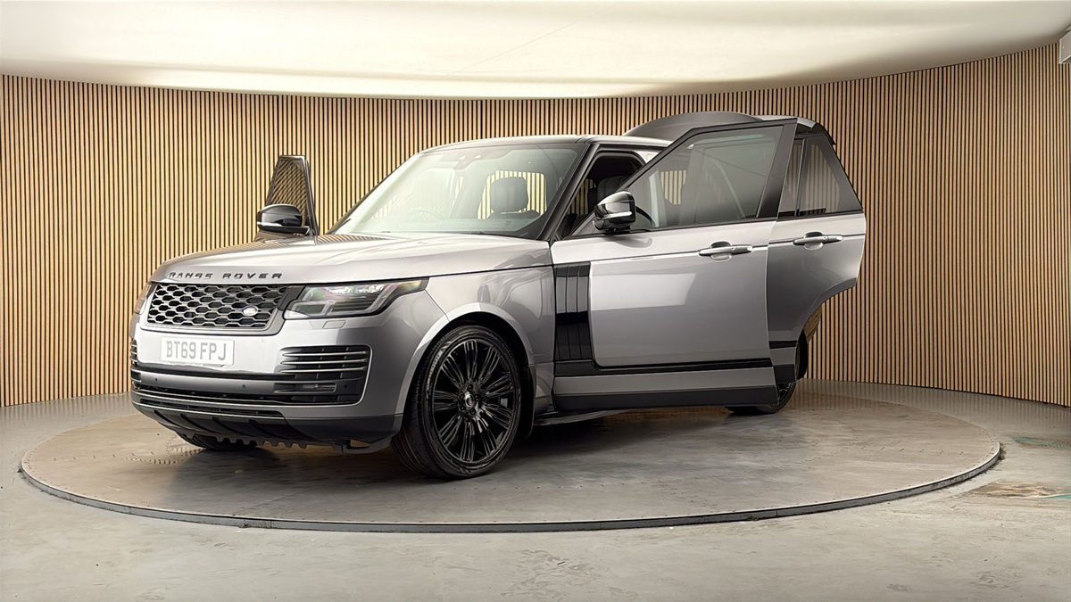 More views of Land Rover Range Rover