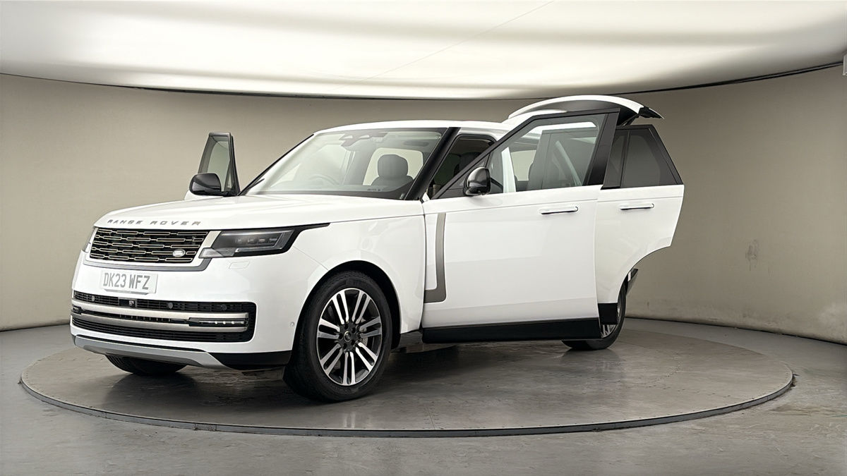 More views of Land Rover Range Rover