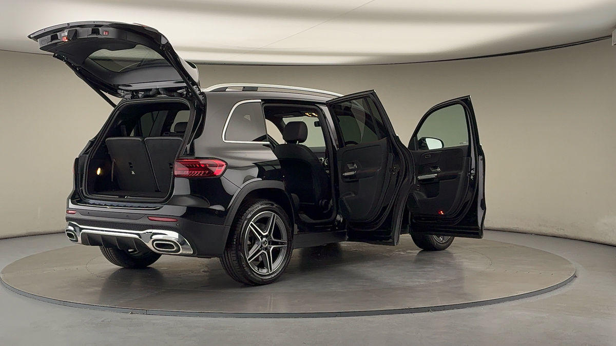 More views of Mercedes-Benz GLB