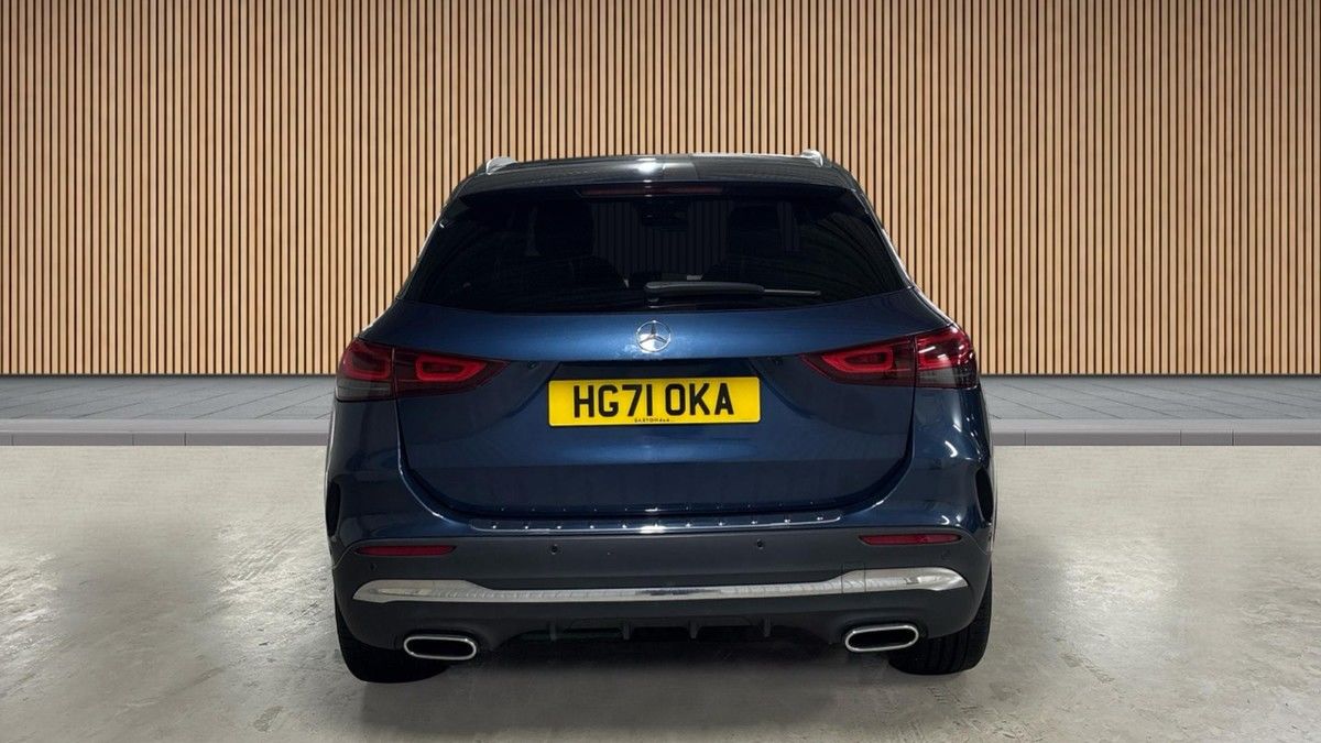 Mercedes-Benz GLA Image 4
