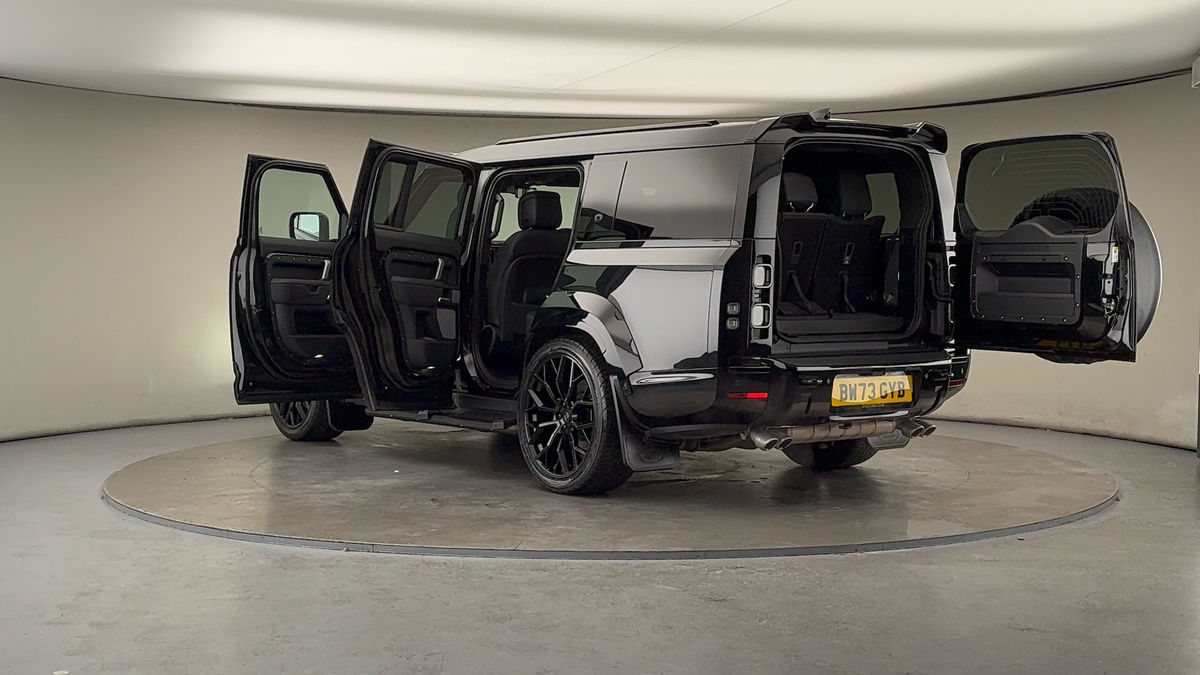 More views of Land Rover Defender 130