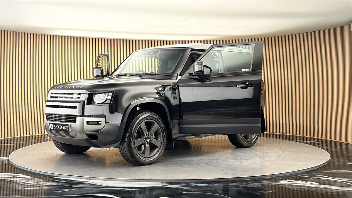 Land Rover Defender 90 Image 22