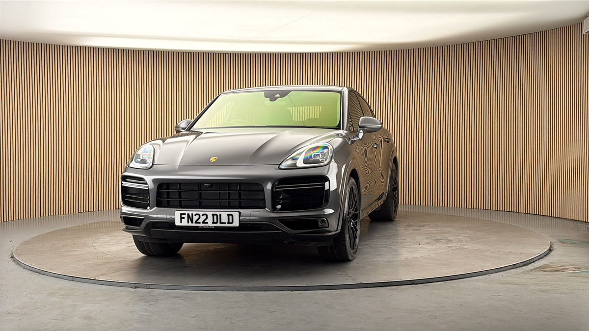 More views of Porsche Cayenne