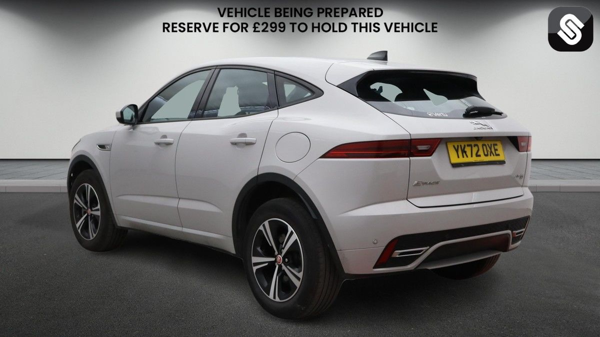 Jaguar E-PACE Image 3